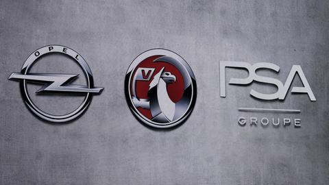 Die Logos von Opel, Vauxhall und PSA.