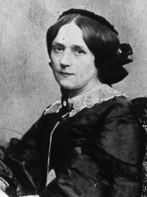 Minna Wagner, die Ehefrau Richard Wagners, auf einem historischen Schwarz-weiß-Foto von etwa 1860.