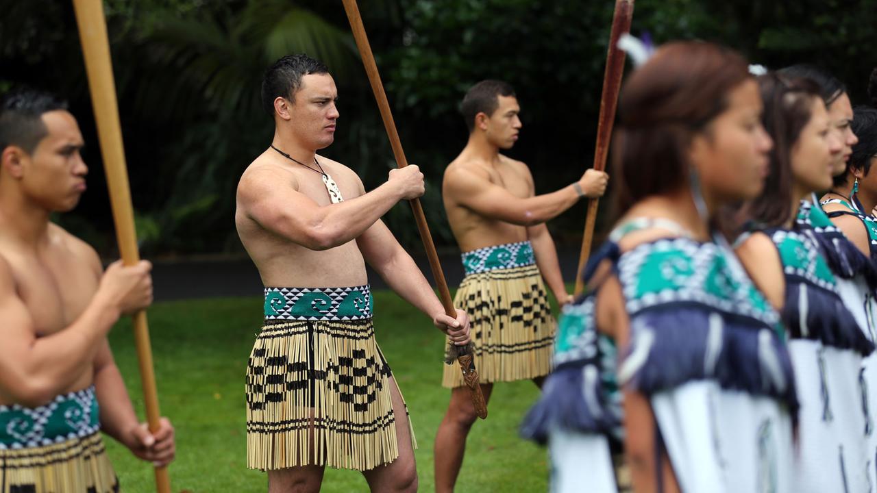 Maori bei einer Willkommenszeremonie für Bundeskanzlerin Angela Merkel am 14.11.2014 in Auckland 