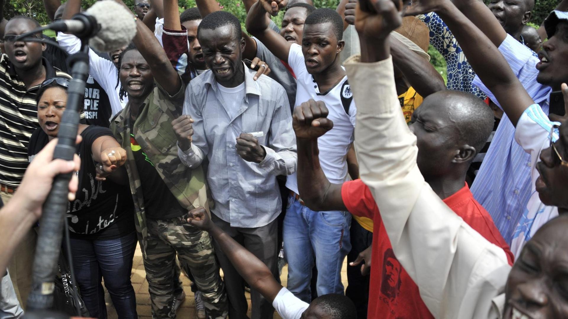 Proteste gegen den Putsch in Ouagadougou