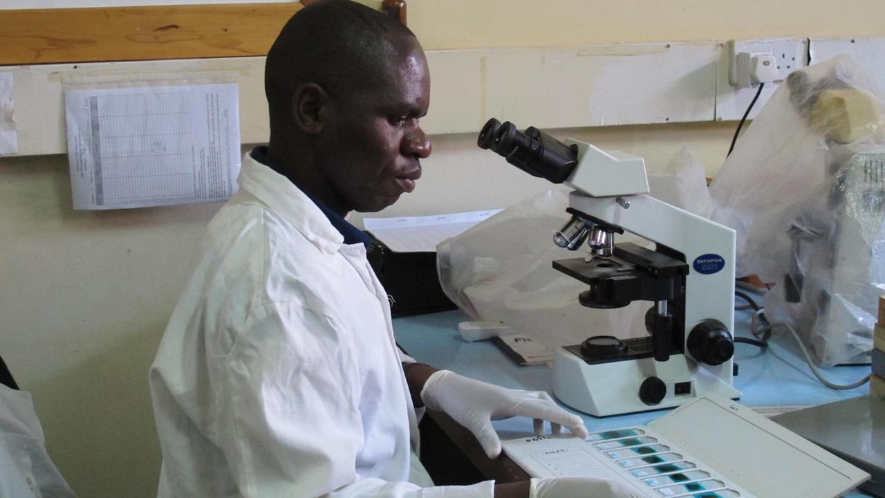 Kenianische Forscher suchen immer noch nach einem Impfstoff gegen Bilharziose