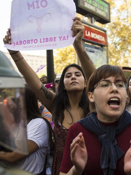 Befürworterinnen des Rechts auf Abtreibung in Santiago de Chile