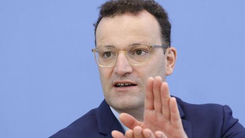 Gesundheitsminister Jens Spahn auf einer Pressekonferenz in Berlin am 13. Juli 