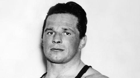 Portraitbild des mehrmaligen Deutschen Meisters im Halbschwergewicht, Werner Seelenbinder