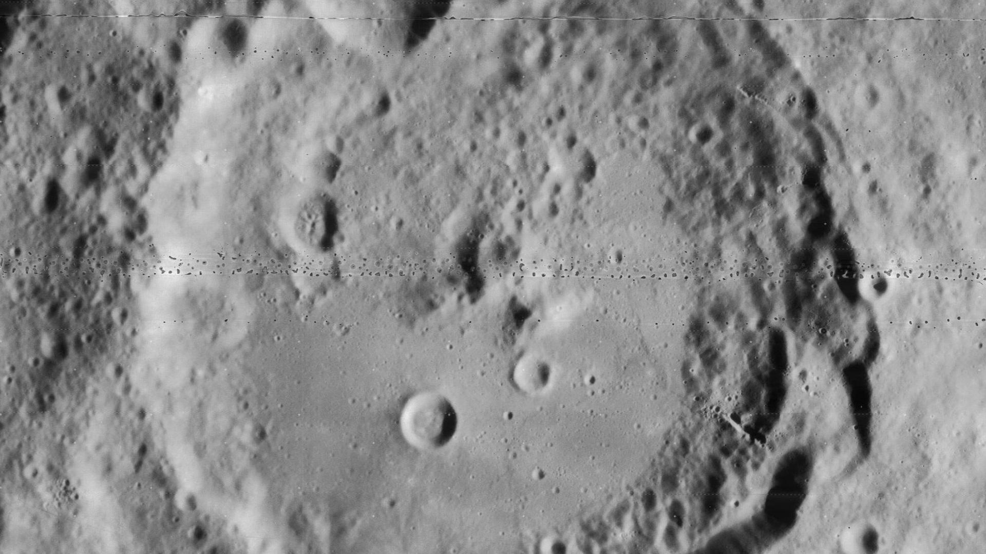 Der Mondkrater Maurolycus (NASA)