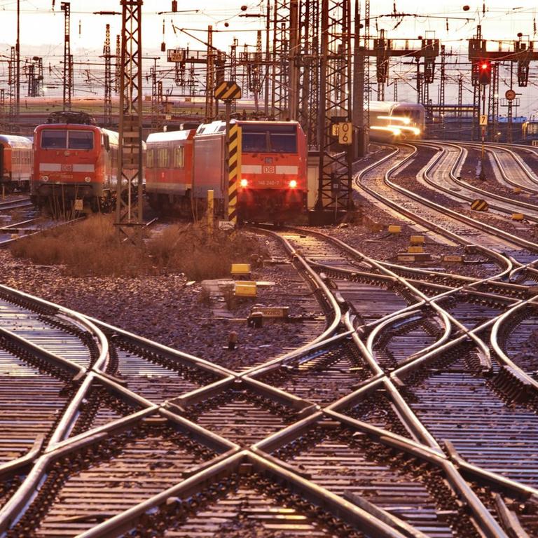 Deutsche Bahn - Bericht: Keine Verbesserung im Schienennetz trotz Milliardeninvestionen