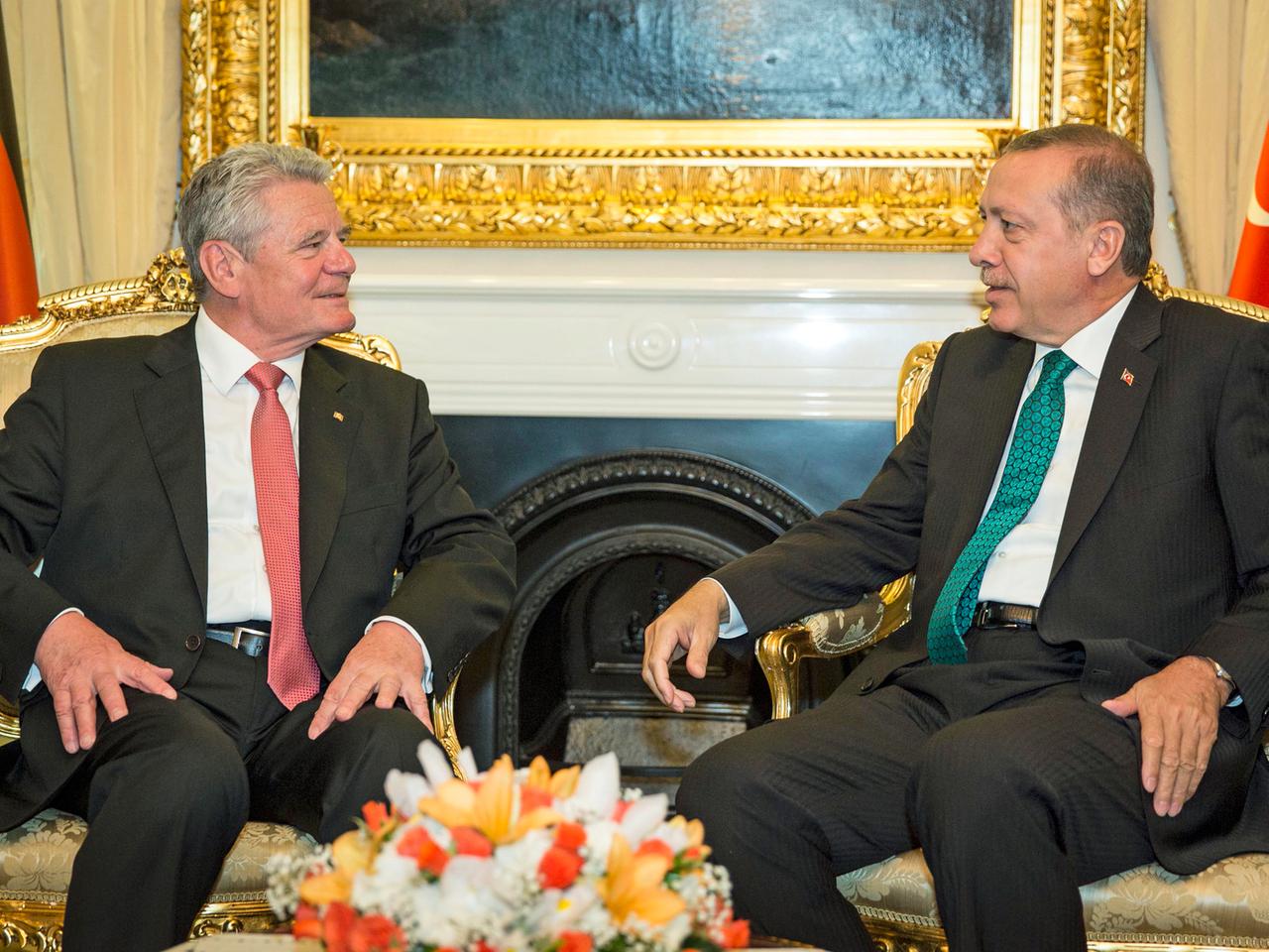 Bundespräsident Joachim Gauck mit dem türkischen Ministerpräsidenten Recep Tayyip Erdogan Bundespräsident Joachim Gauck mit dem türkischen Ministerpräsidenten Recep Tayyip Erdogan