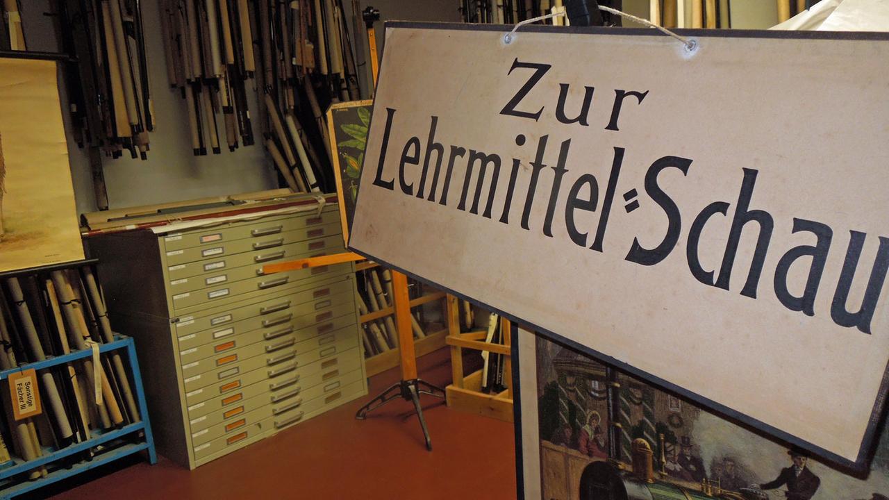 Alte Lehrmittel in der Sammlung des Leipziger Schulmuseums