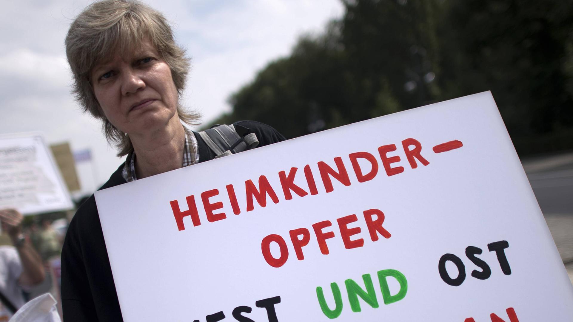 Protest gegen Unrecht in DDR-Kinderheimen