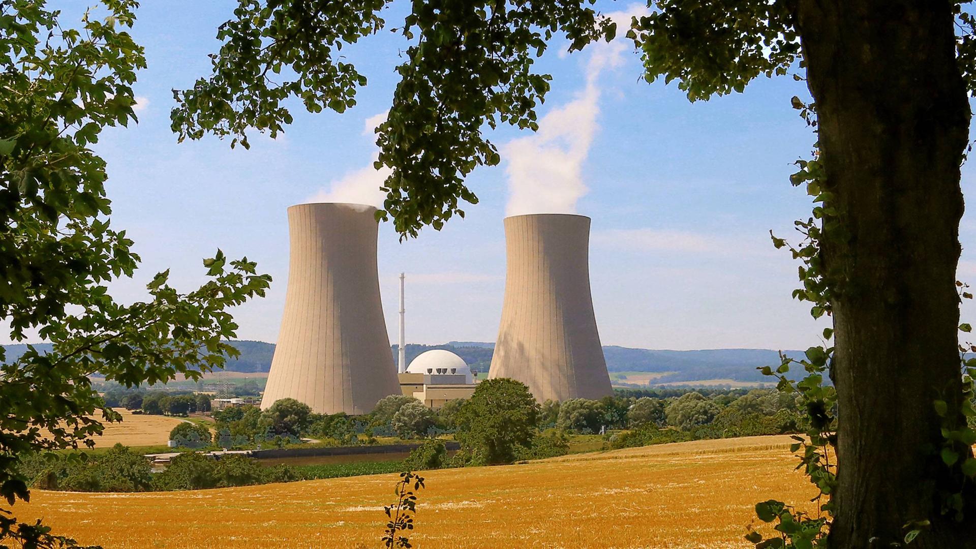Das von Eon betriebene Kernkraftwerk in Grohnde an der Weser bei Hameln