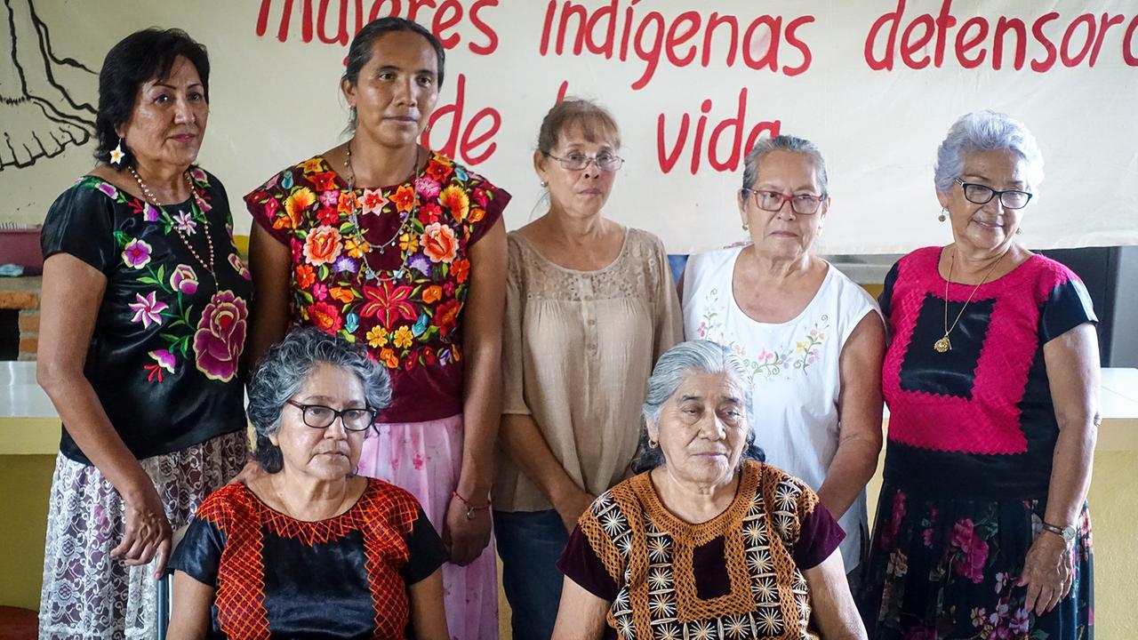 Indigene Frauen engagieren sich gegen das Megaprojekte im Isthmus.
