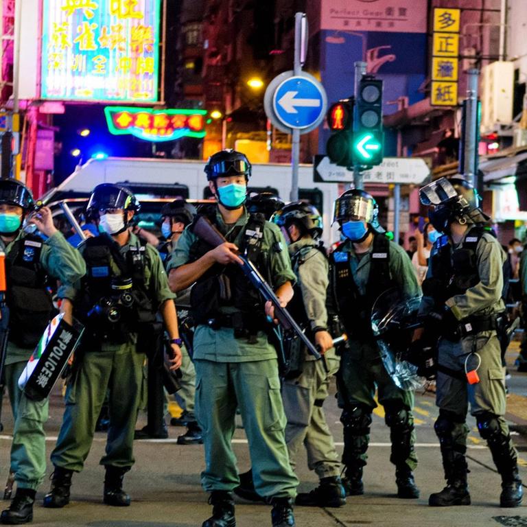 June 12, 2020, Hong Kong: Chinesische Polizei kontrolliert die Demontrationen zum ersten Jahrestag der Proteste in Hongkong