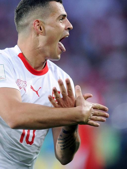Granit Xhakas umstrittener Torjubel WM 2018 im Spiel Schweiz gegen Serbien am 22.06.2018.