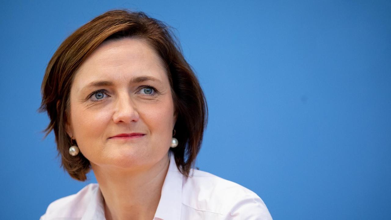 Simone Lange (SPD), stellt im September 2018 bei der Vorstellung der Bewegung "Aufstehen".