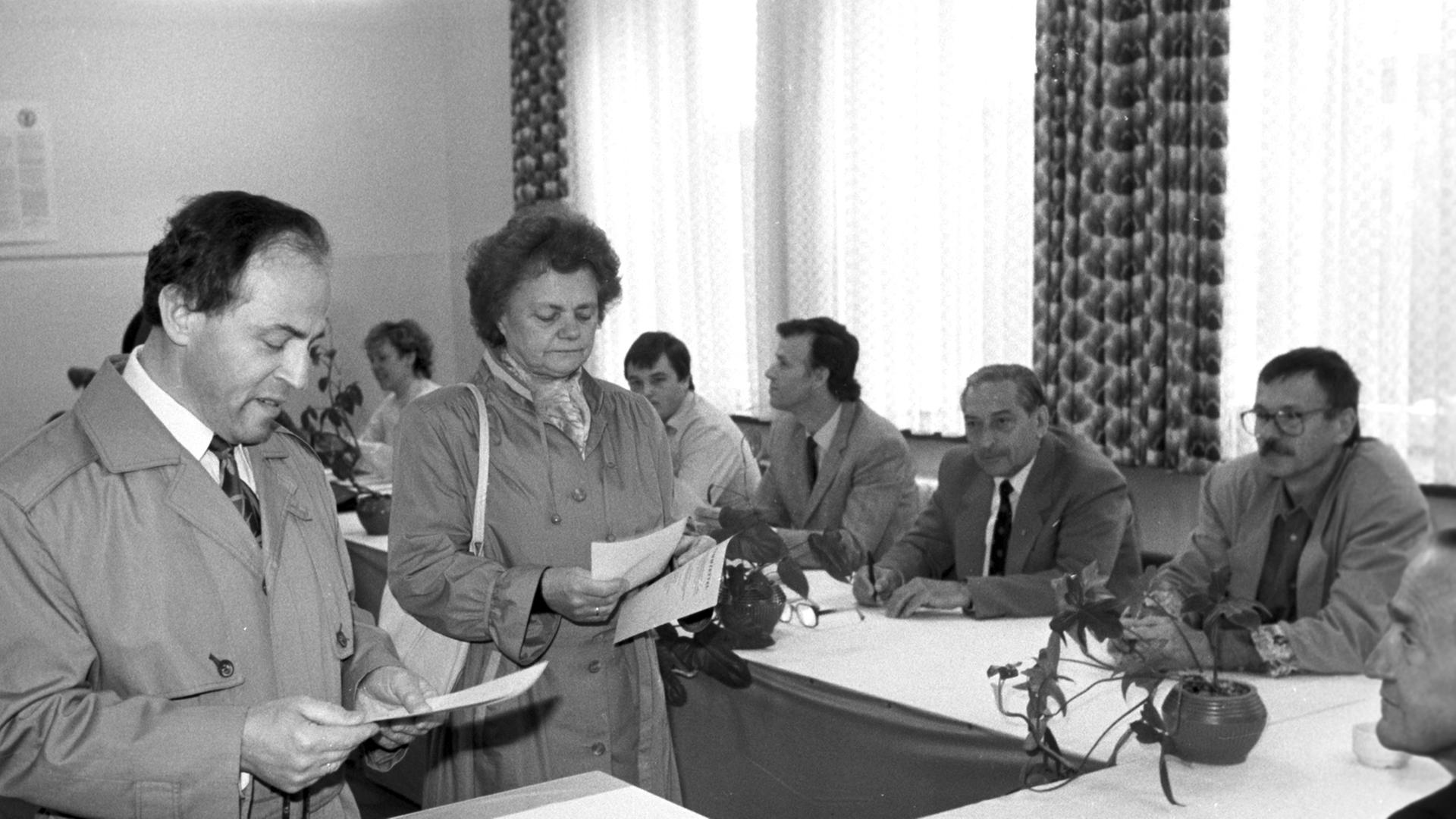 Bei der Kommunalwahl am 07.05.1989 in Karl-Marx-Stadt (heute Chemnitz). Wahlfälschungen bei diesen Wahlen in der DDR waren mit ein Auslöser der friedlichen Revolution im Herbst 1989.