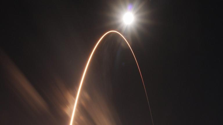 Eine Atlas-V-Rakete der United Launch Alliance hebt vom Startkomplex 41 der Cape Canaveral Air Force Station ab. 