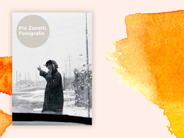 Zu sehen ist das Cover des Buches "Pia Zanetti. Fotografin", Verlag Scheidegger & Spiess, 2021.