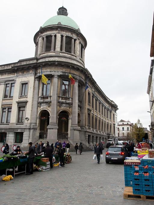 Blick auf einen Markt in Molenbeek.