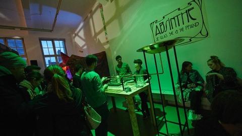 Impression der ersten Norddeutschen Kunsthochschul-Bar-Meisterschaft in Hamburg