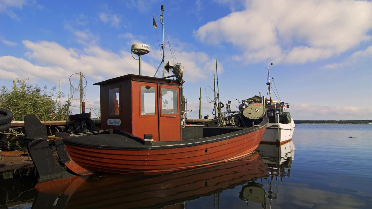 Fischerboote in Klein Zicker auf der  Insel Rügen