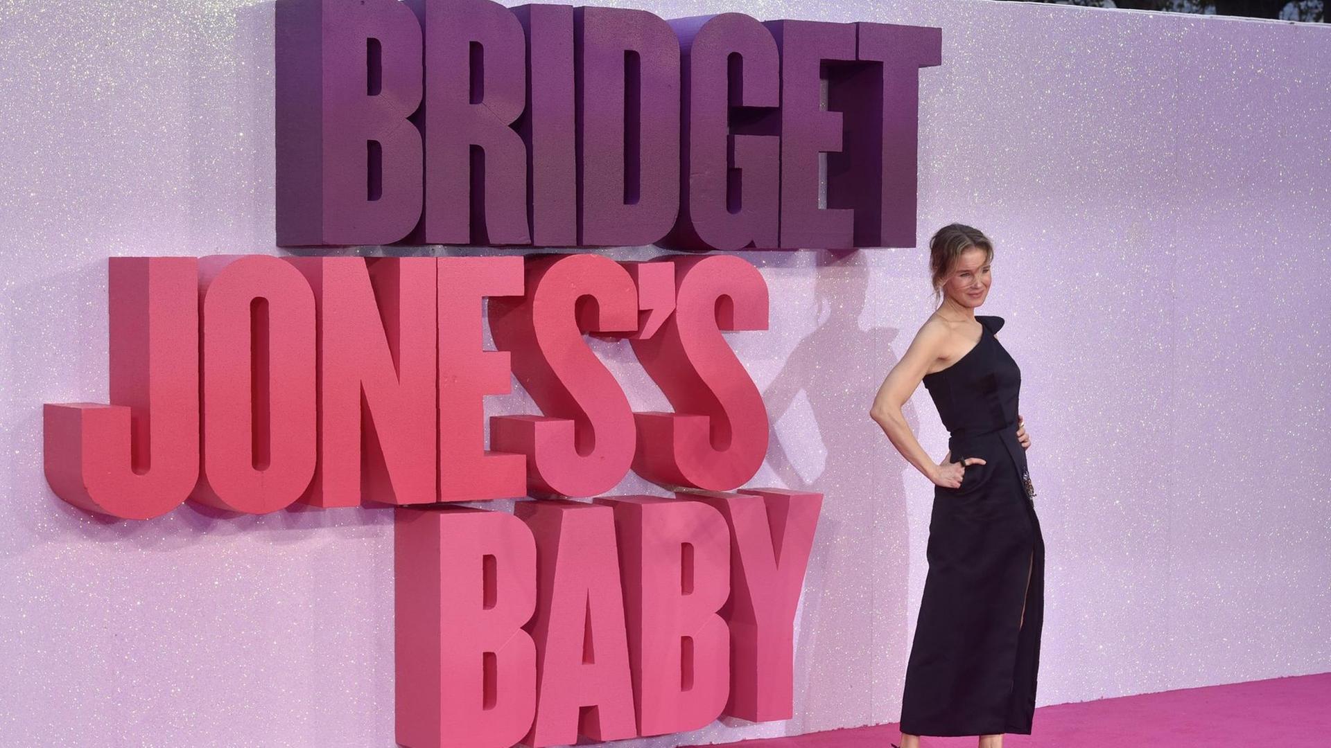 US-Schauspielerin Renée Zellweger posiert auf dem roten Teppich bei der Weltpremiere zum Film "Bridget Jones' Baby".
