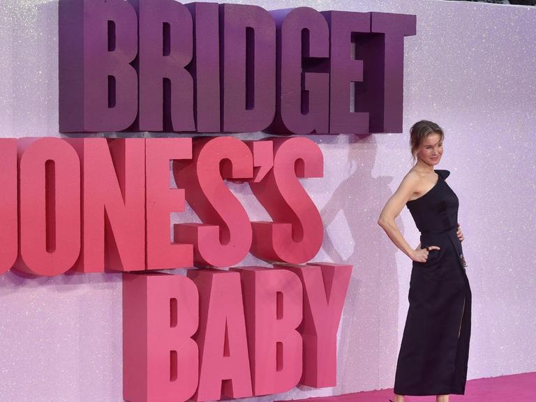 US-Schauspielerin Renée Zellweger posiert auf dem roten Teppich bei der Weltpremiere zum Film "Bridget Jones' Baby".