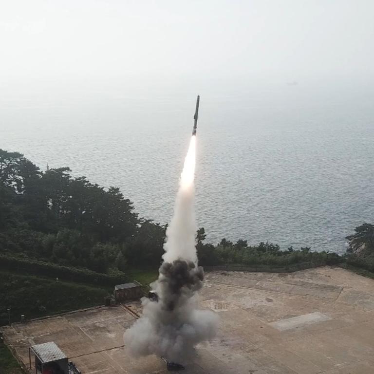 Eine südkoreanische Hyperschallrakete, abgefeuert, Mitte September, nachdem Nordkorea Raketentests durchgeführt hatte