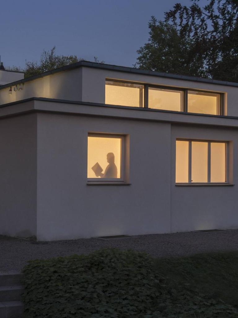 Haus am Horn in Weimar: Von Georg Muche zur Bauhausausstellung 1923 errichtetes Musterhaus. Das Haus am Horn ist UNESCO-Weltkulturerbe und das älteste Haus der Bauhaus-Architektur überhaupt.