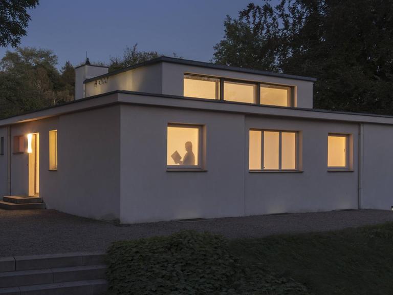 Haus am Horn in Weimar: Von Georg Muche zur Bauhausausstellung 1923 errichtetes Musterhaus. Das Haus am Horn ist UNESCO-Weltkulturerbe und das älteste Haus der Bauhaus-Architektur überhaupt.