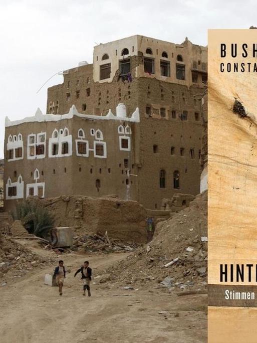 Hintergrundbild: Kinder gehen an Häusern vorbei, die während des Krieges im Jemen durch Luftangriffe zerstört wurden. Vordergrund: Buchcover.