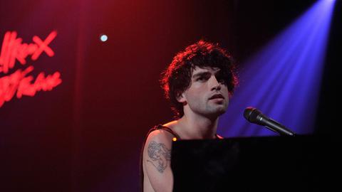 Der Singer / Songwriter Chris Garneau am Klavier beim Montreux Jazz Festival.