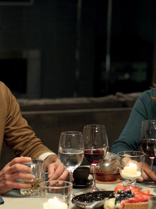 David (Romain Duris) und Claire (Anais Demoustier) in einer Szene des Films "Eine neue Freundin" von Francois Ozon.