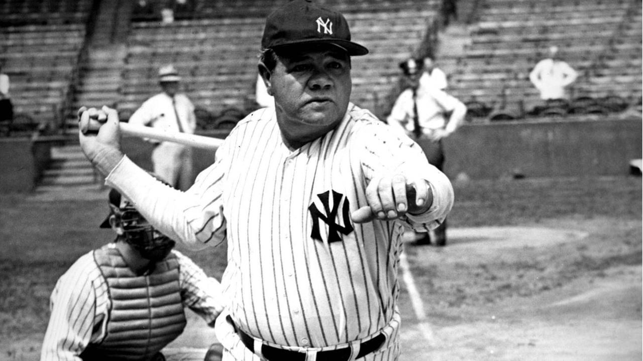 George Herman "Babe" Ruth (New York Yankees) am Schlag
