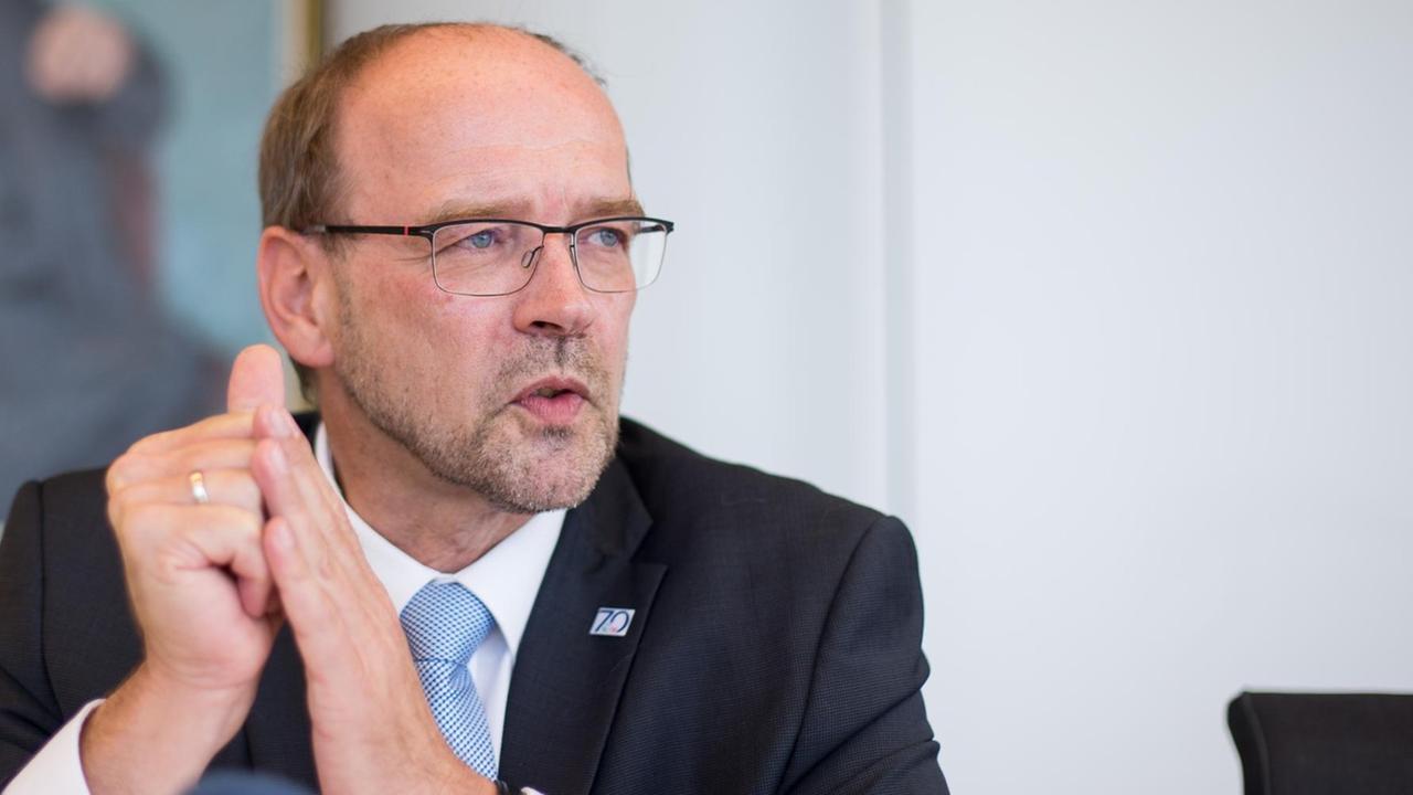 Rainer Schmeltzer, Integrationsminister von Nordrhein-Westfalen