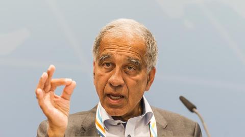 Mojib Latif, Vorsitzender des Deutschen Klima-Konsortiums äußert sich am 06.07.2017 vor Beginn des G20-Gipfels in Hamburg zu Klimafakten. Foto: Christina Sabrowsky/dpa