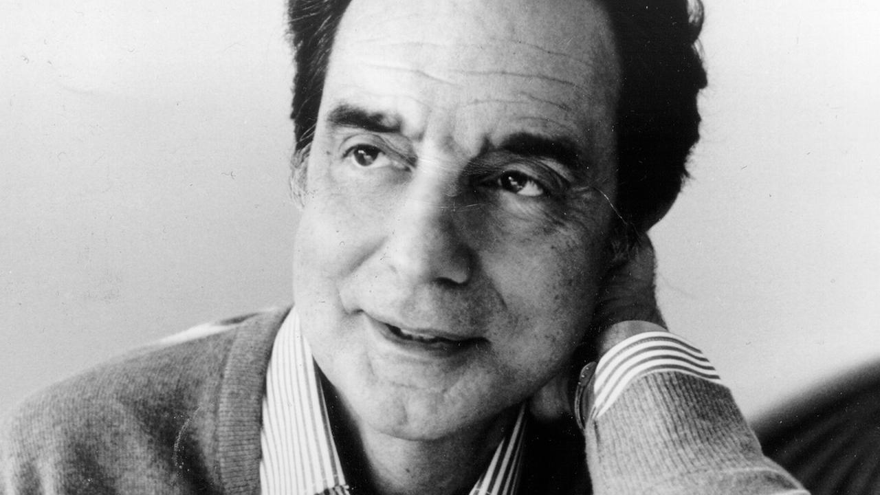 Der italienische Schriftsteller Italo Calvino