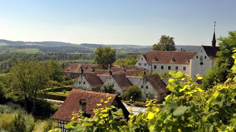 Bildnummer: 54951956 Datum: 29.07.2009 Copyright: imago/Daniel Schvarcz Kartause Ittingen, Blick vom östlich gelegenen Weinberg.