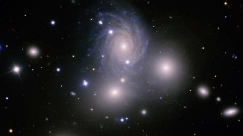 Die markante Galaxiengruppe in der Andromeda