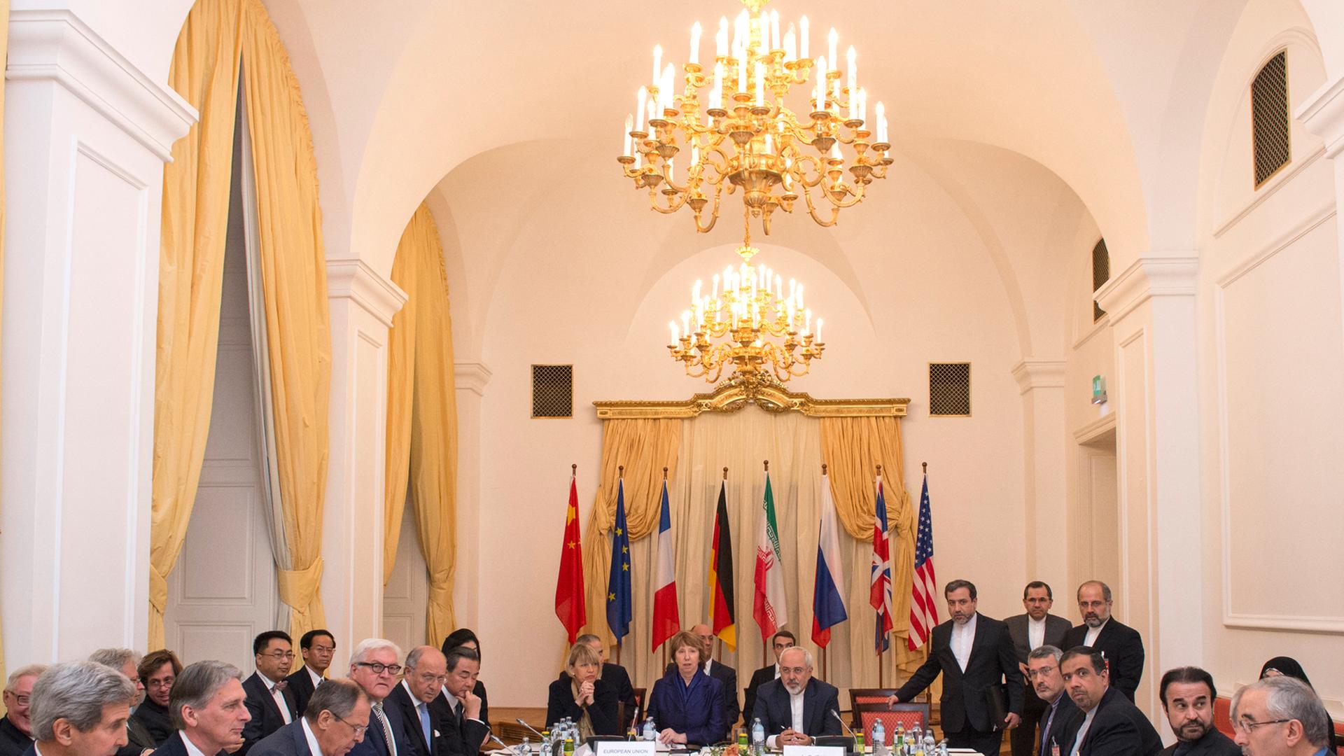 Teilnehmer der Gespräche über das iranische Atomprogramm in Wien.