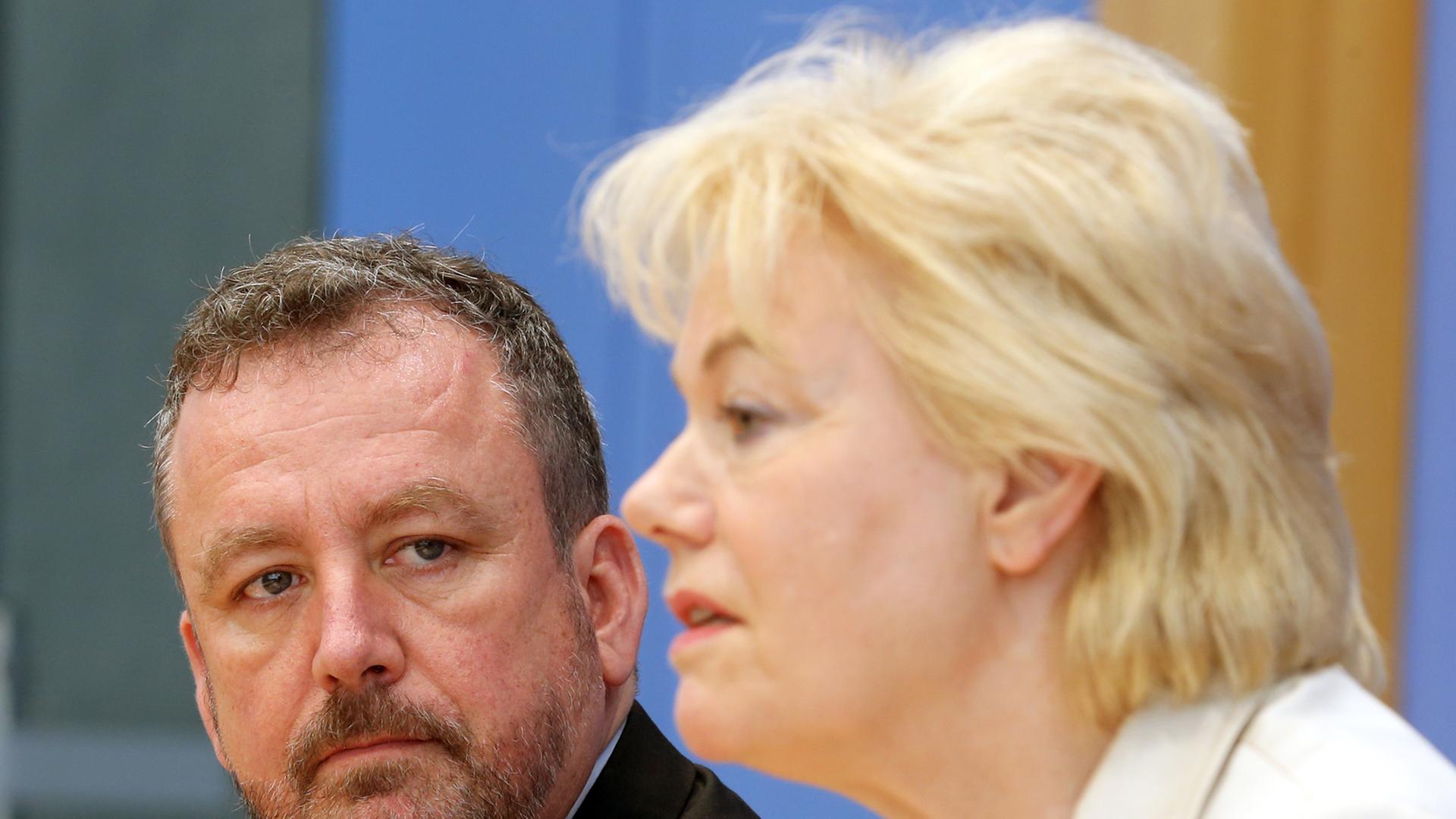 BdV-Vorsitzende Erika Steinbach mit ihrem designierten Nachfolger Bernd Fabritius