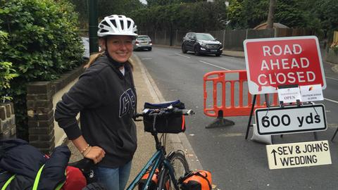 Die Kölner Abiturientin Clara Grothkopp ist 1300 Kilometer von England nach Schottland gefahren.