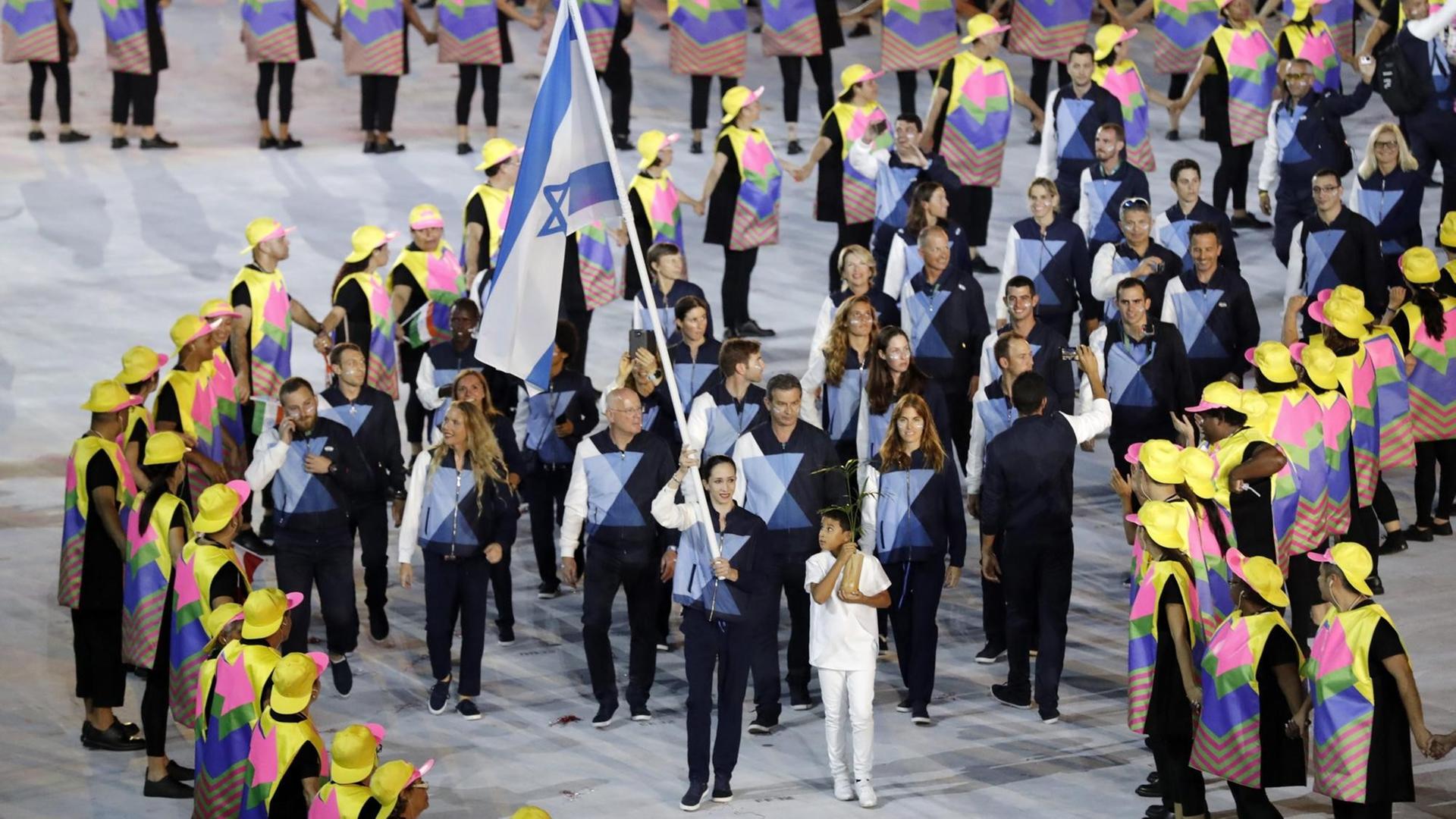 Die israelische Delegation beim Einmarsch zur Eröffnungszeremonie der Olympischen Sommerspiele 2016 in Rio de Janeiro
