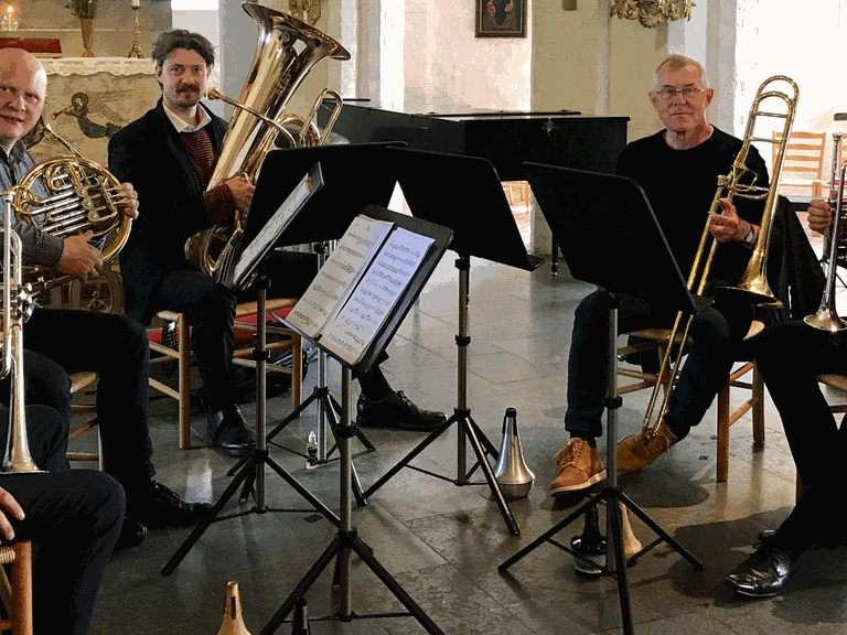 Das Ensemble Royal Danish Brass in der Marienkirche in Båstad/Schweden
