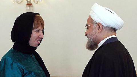 Die EU-Außenbeauftragte Catherine Ashton trifft Irans Präsident Hassan Ruhani.