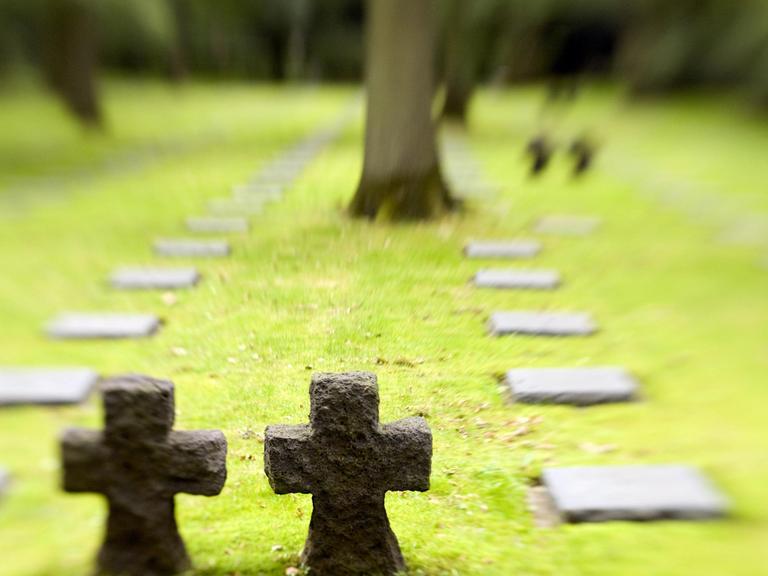 25.644 Soldaten liegen auf dem Soldatenfriedhof Vladslo im belgischen Ypern begraben.