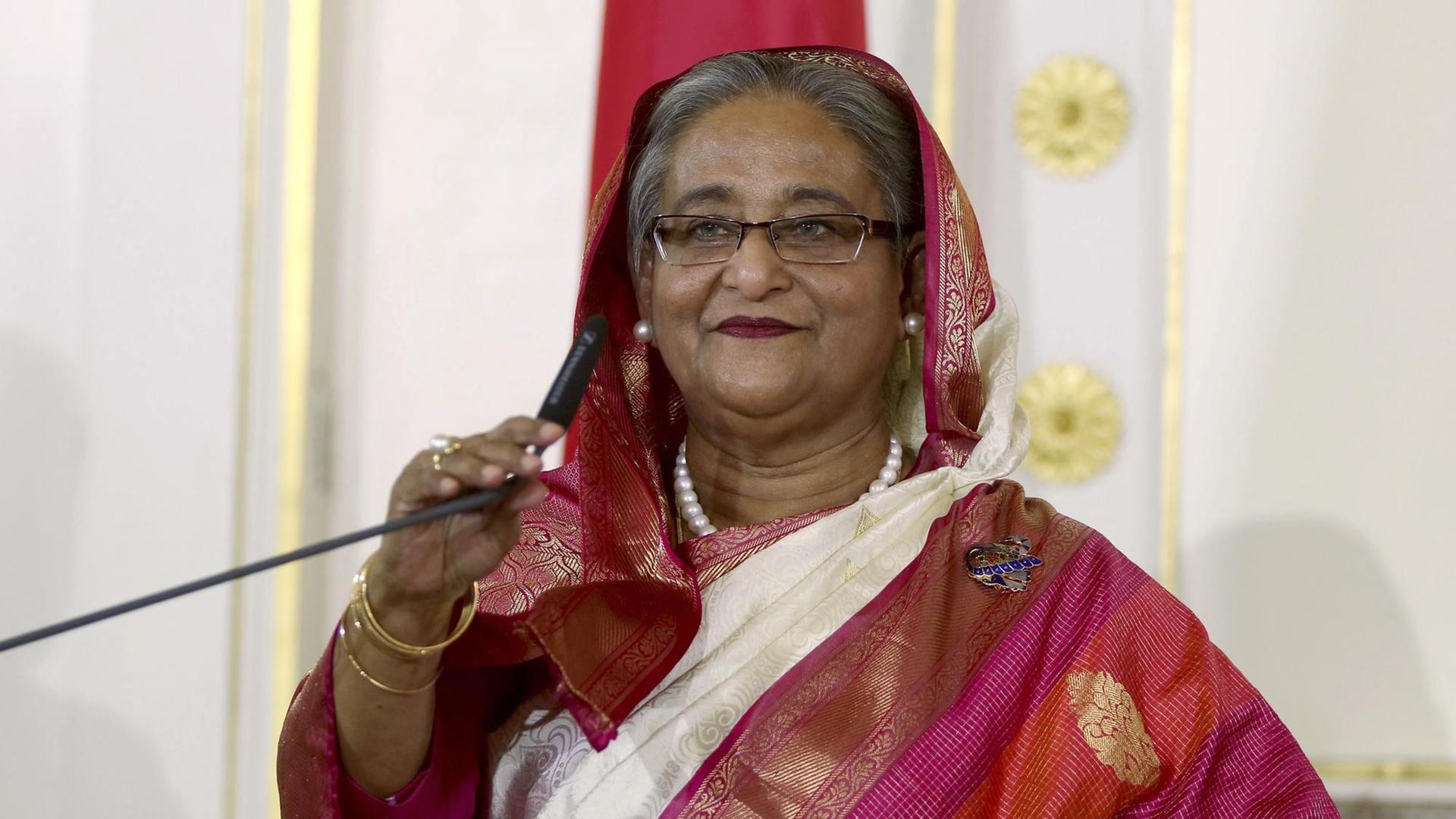 Die Ministerpräsidentin von Bangladesh, Sheikh Hasina, hier bei einem Treffen mit dem österreichischen Kanzler Christian Kern im Kanzleramt in Wien/Österreich am 30.05.2017.