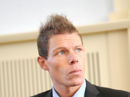 Michael Kempter wird auf Schadensersatz verklagt Michael Kempter wird auf Schadensersatz verklagt