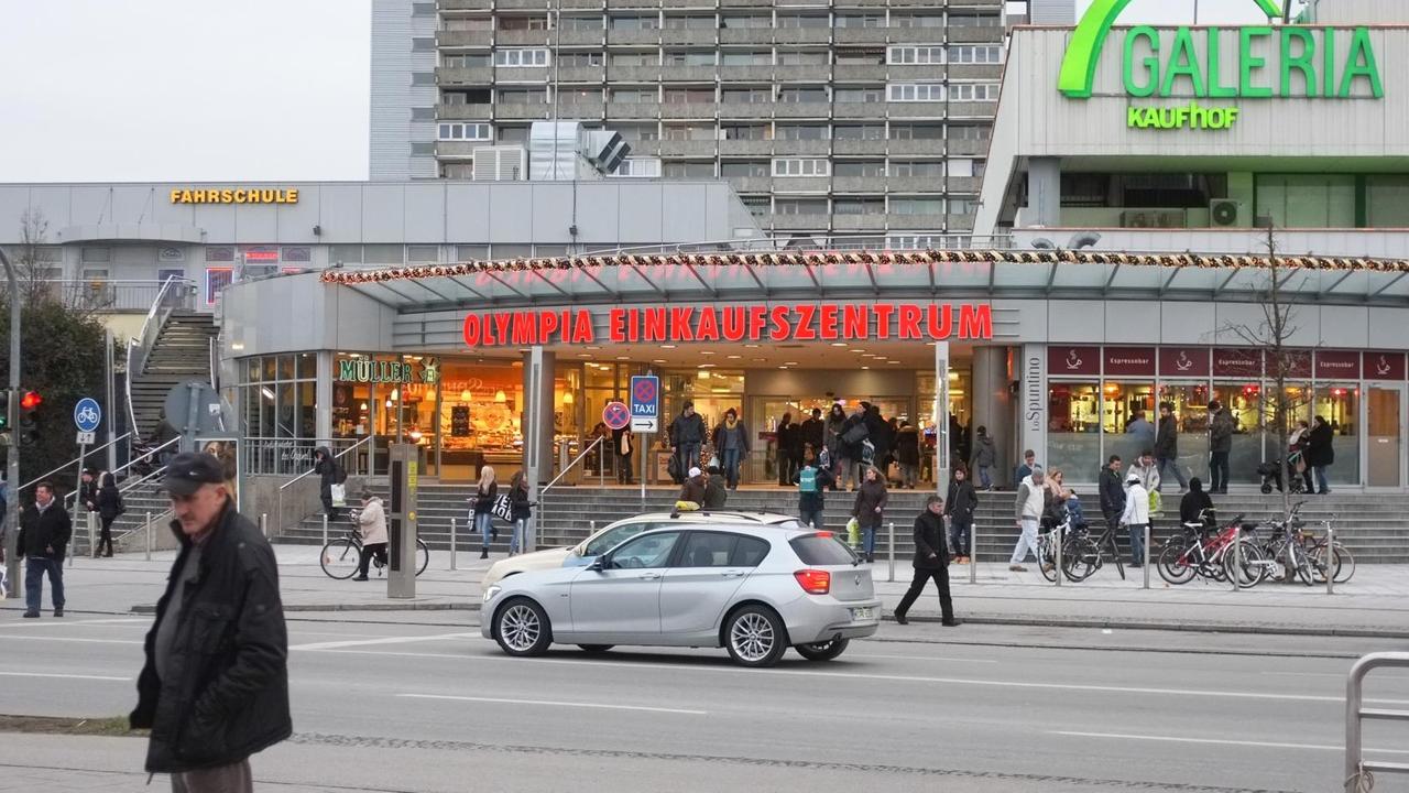 Blick auf das Olympia-Einkaufszentrum in München