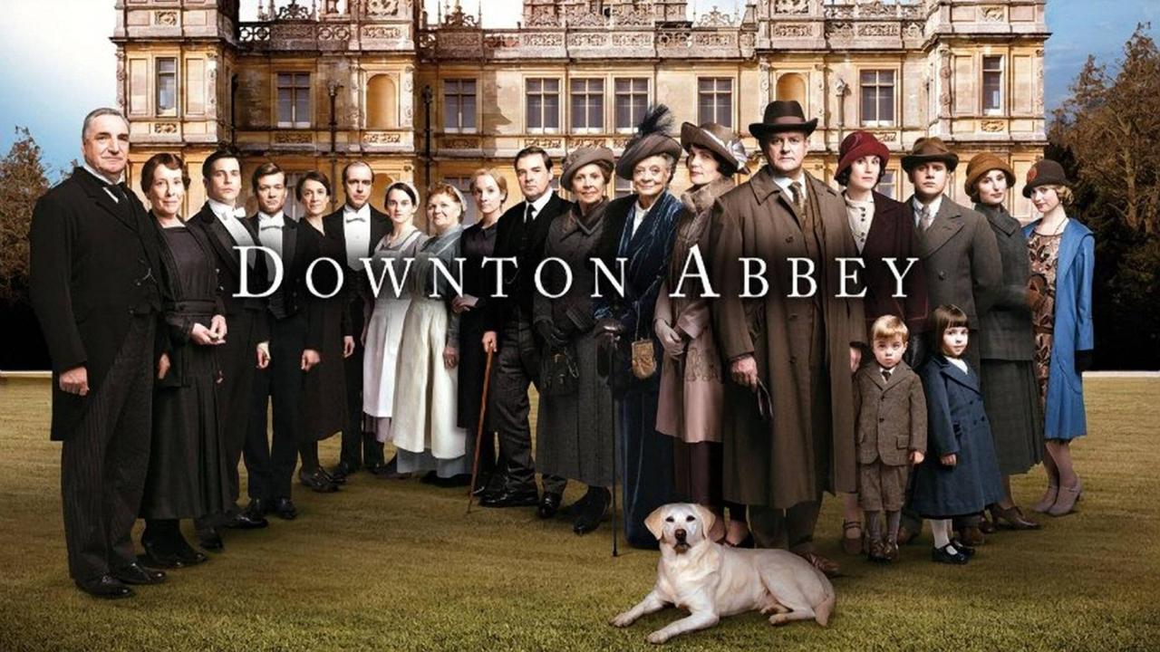 Ein Plakat der britischen Fernsehserie "Downton Abbey".