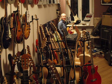 ++++NUR CORSO+++Gitarrenbauerin Michaela Hartmann ++++NUR CORSO+++Gitarrenbauerin Michaela Hartmann